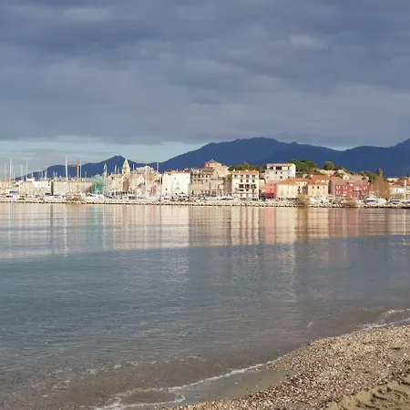 Mise Au Vert En Ville * Bastia (Corsica)